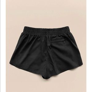 Girlfriend Collective Black Trail Short XL